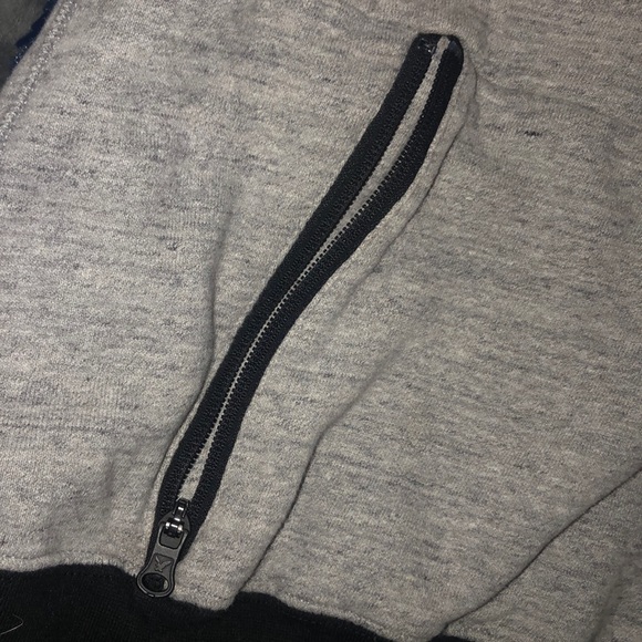 Grey American eagle sweatshirt - Picture 3 of 3